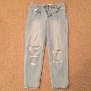 Brandy Melville boyfriend jeans